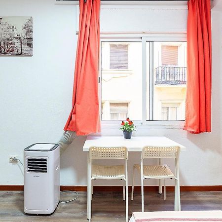Rooms Young People Only, Soho Citycenter Málaga Esterno foto